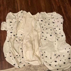 3 Happiest Baby Snoo Swaddle with clips